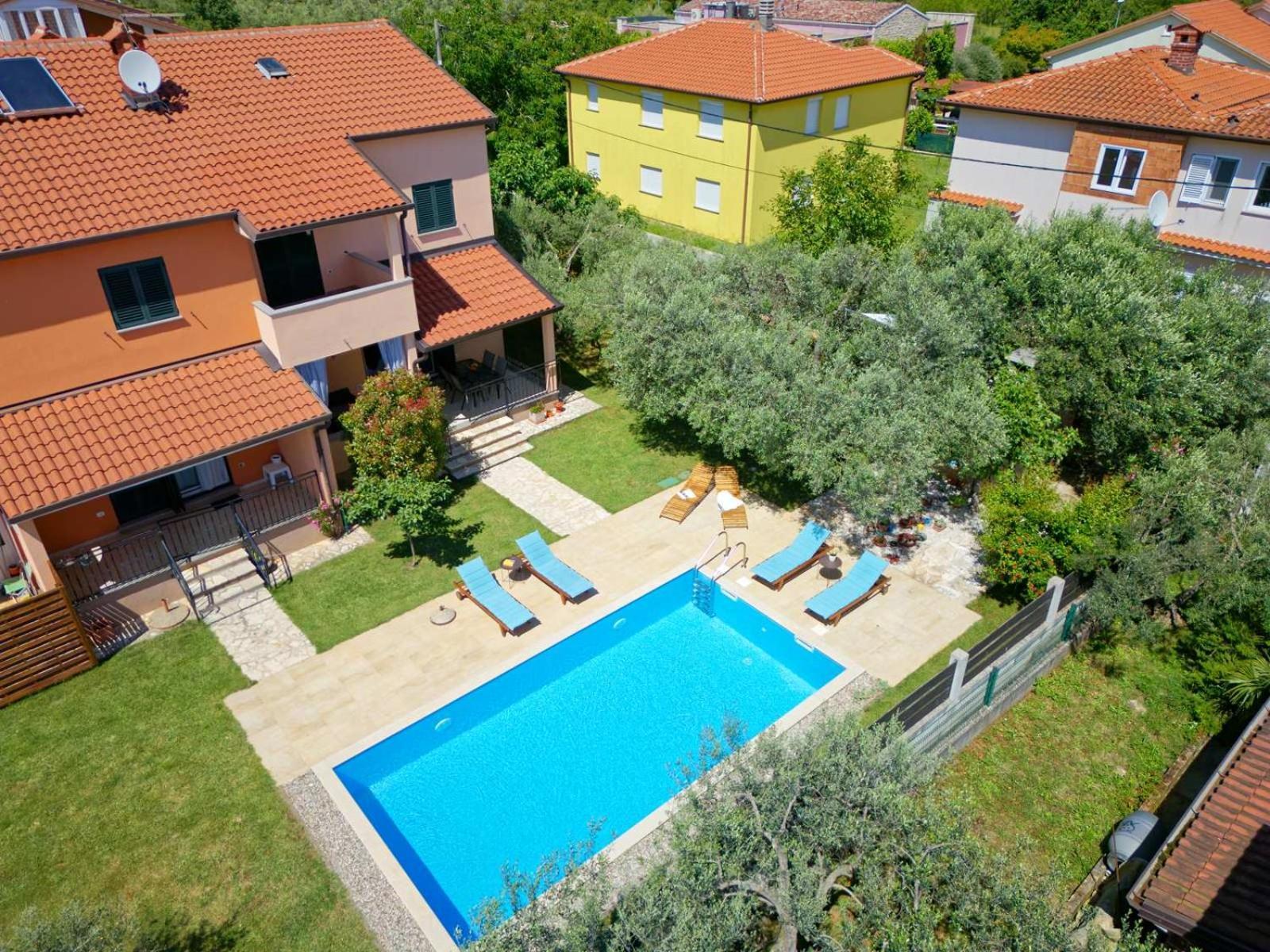 Apartment Maritea By Rent Istria Умаг Екстер'єр фото